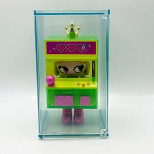 XOX Kweenie Quirky Kweens Kween Of Arcades Secret Rare Figure EUC